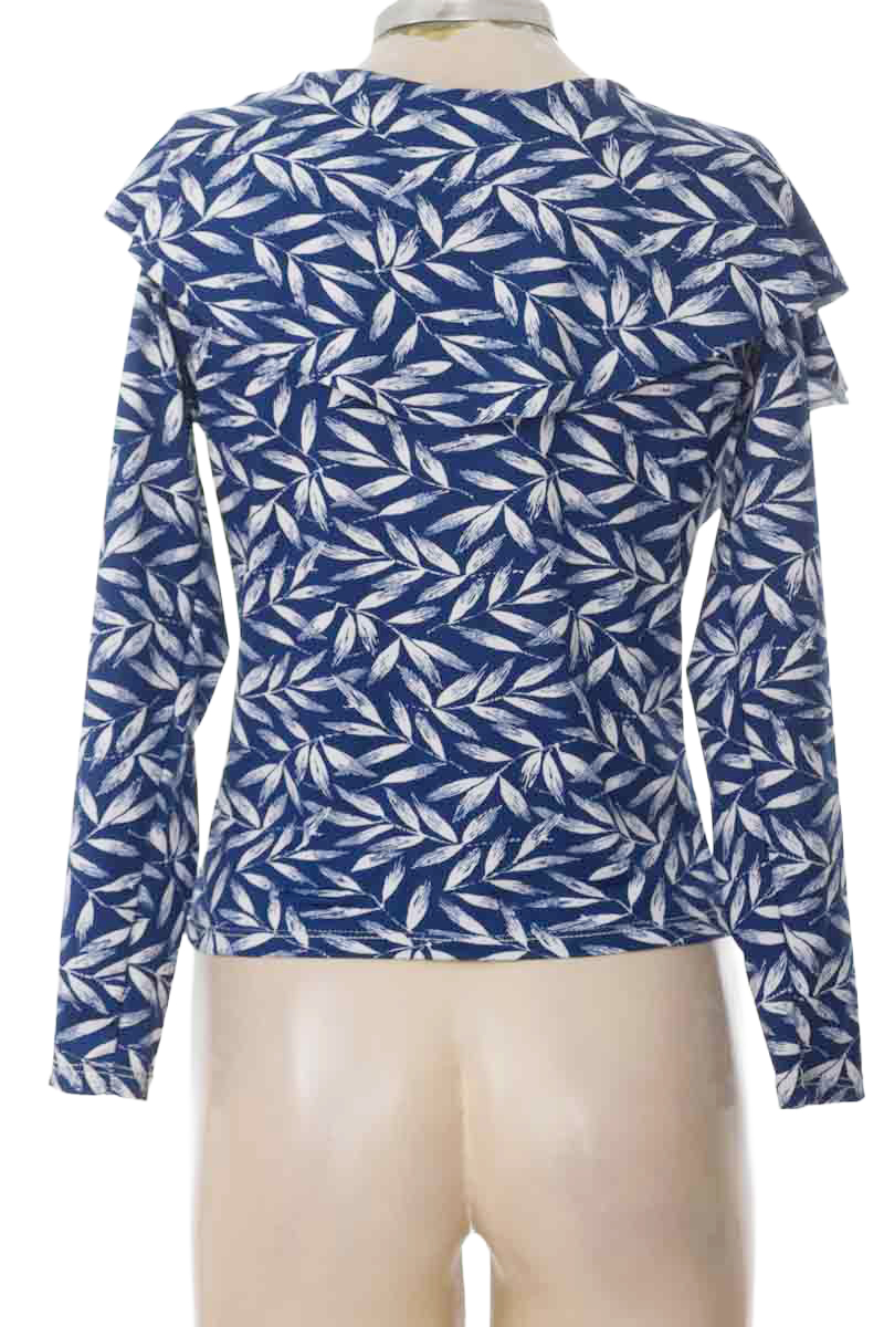 Top / Camiseta color Azul - Closeando