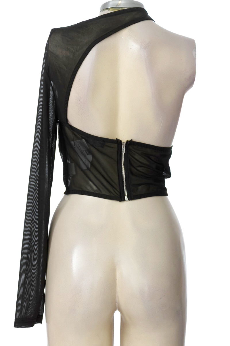 Top / Camiseta color Negro - Blithe