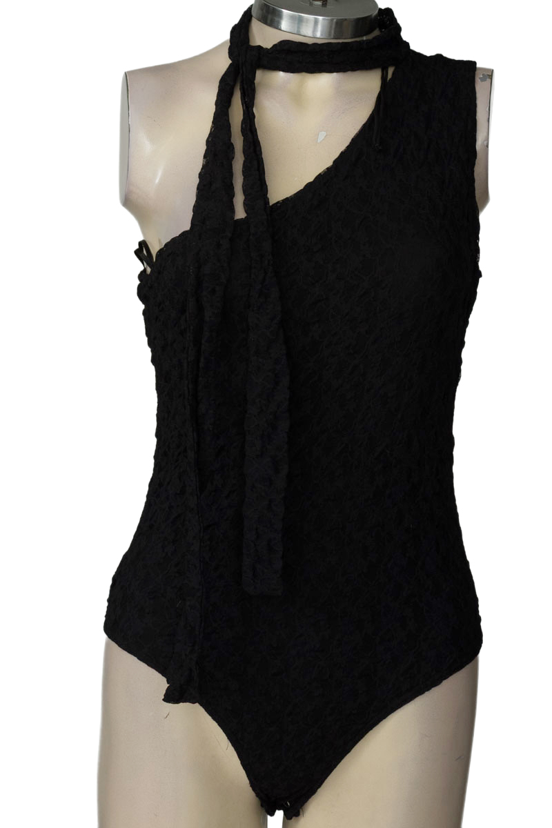 Top / Camiseta color Negro - Seven Seven