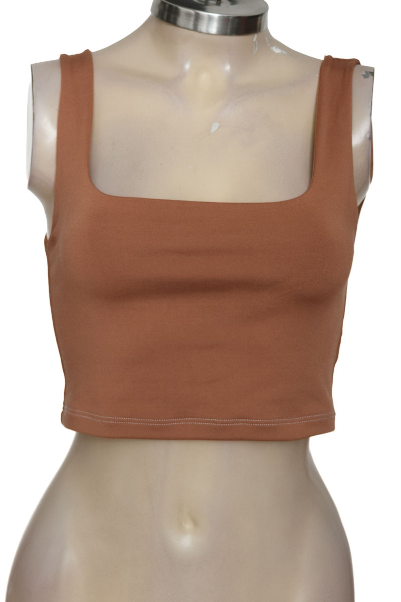 Top / Camiseta color Café - Raúl Mágico