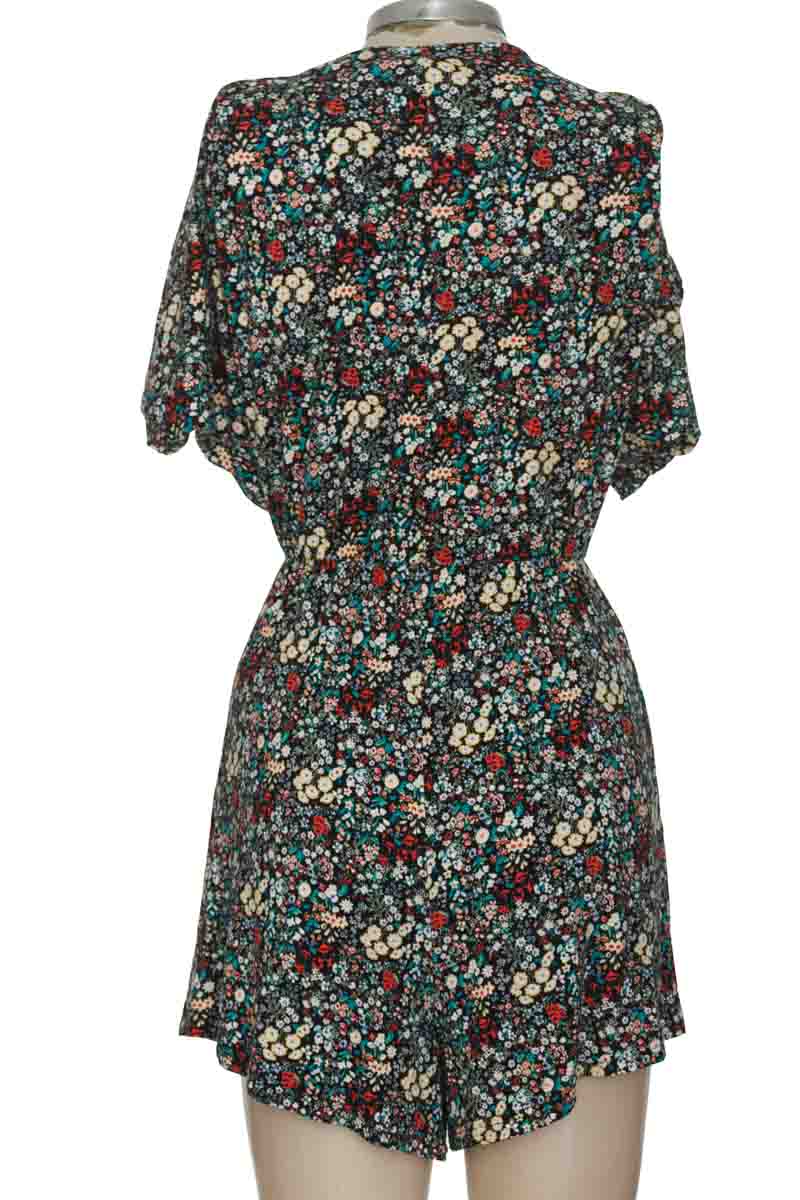 Vestido / Enterizo color Estampado - Stradivarius