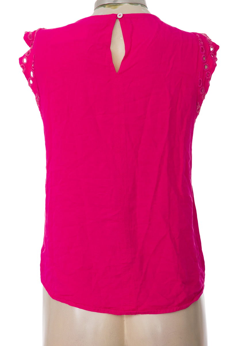 Top / Camiseta color Fucsia - Basement