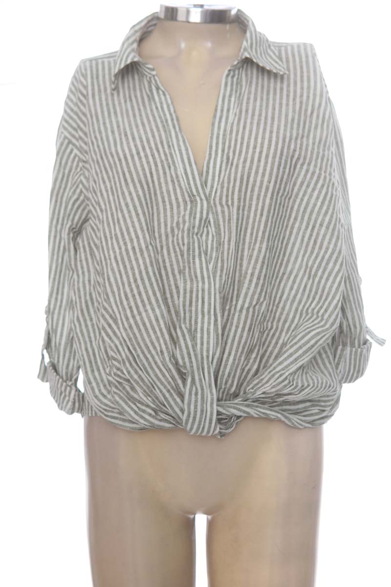 Blusa color Verde - Zara