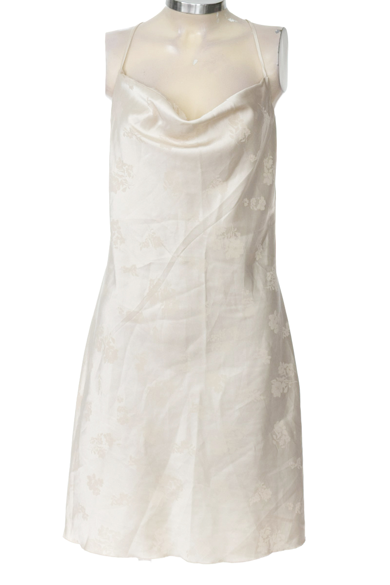 Vestido / Enterizo color Dorado - Jessica Simpson