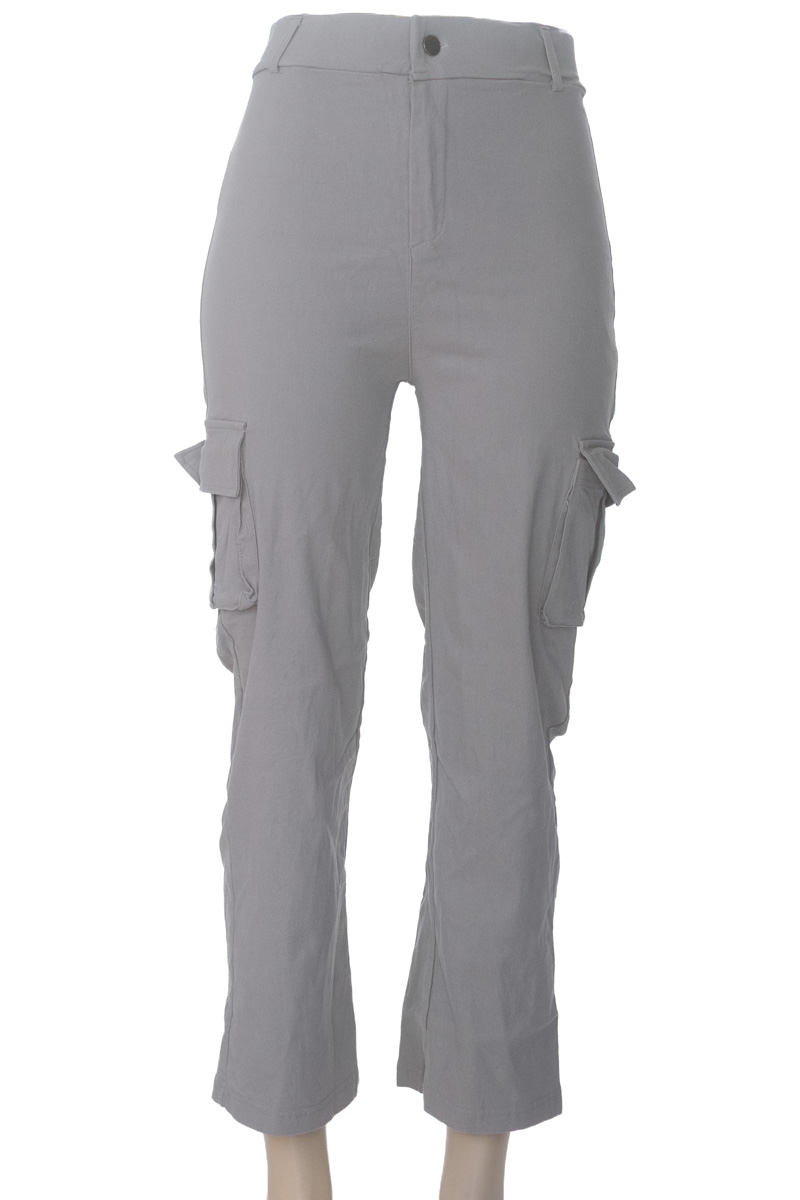 Pantalones color Gris - Closeando