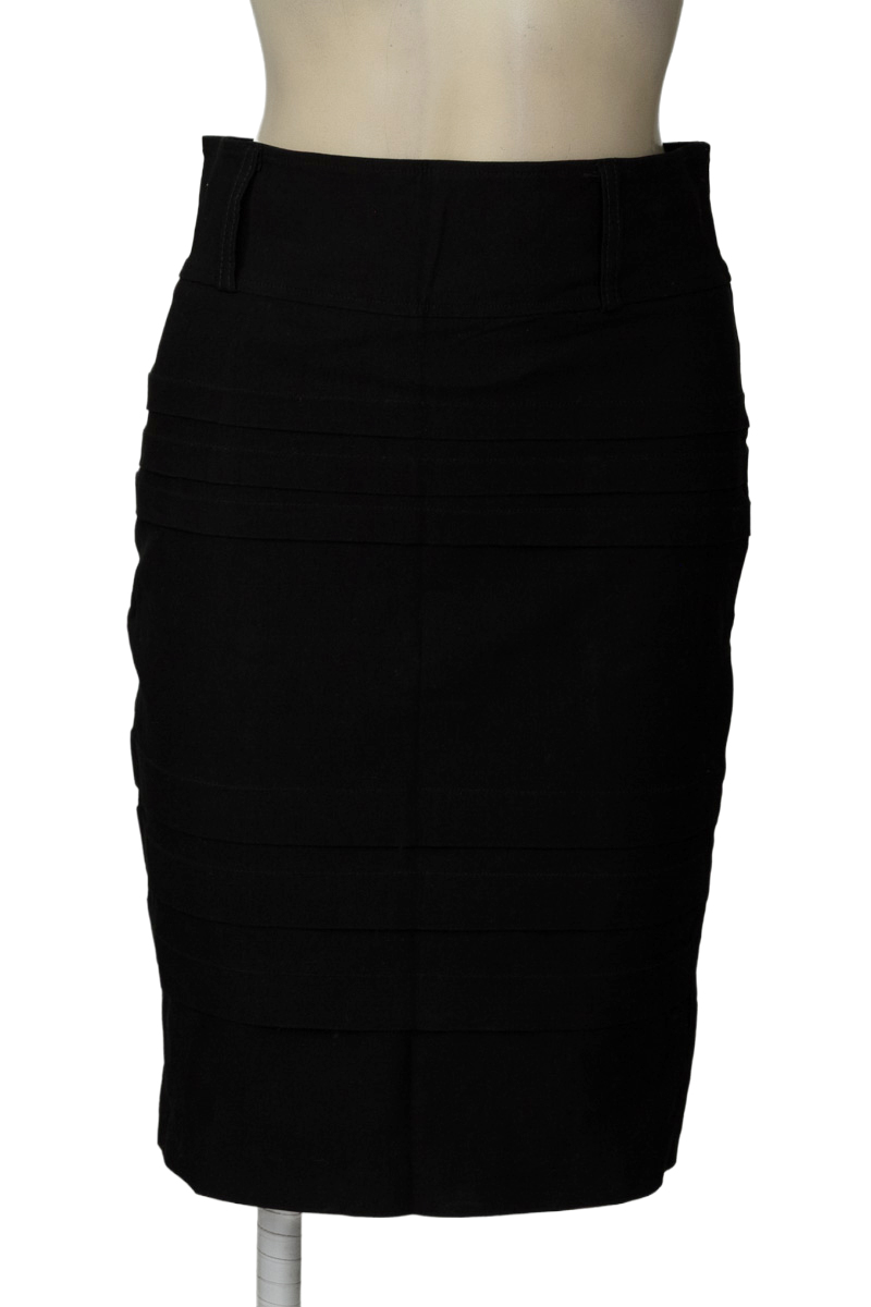 Falda color Negro - Closeando