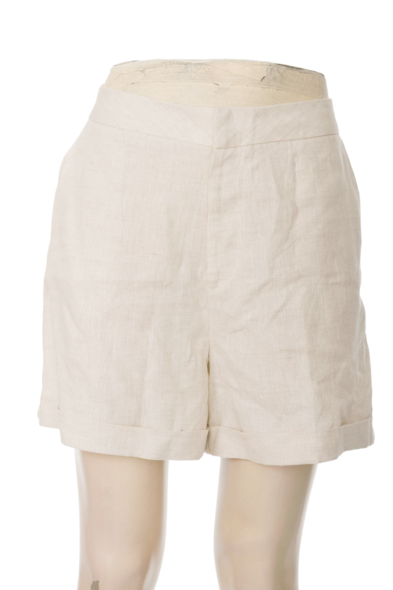 Short color Beige - Studio F