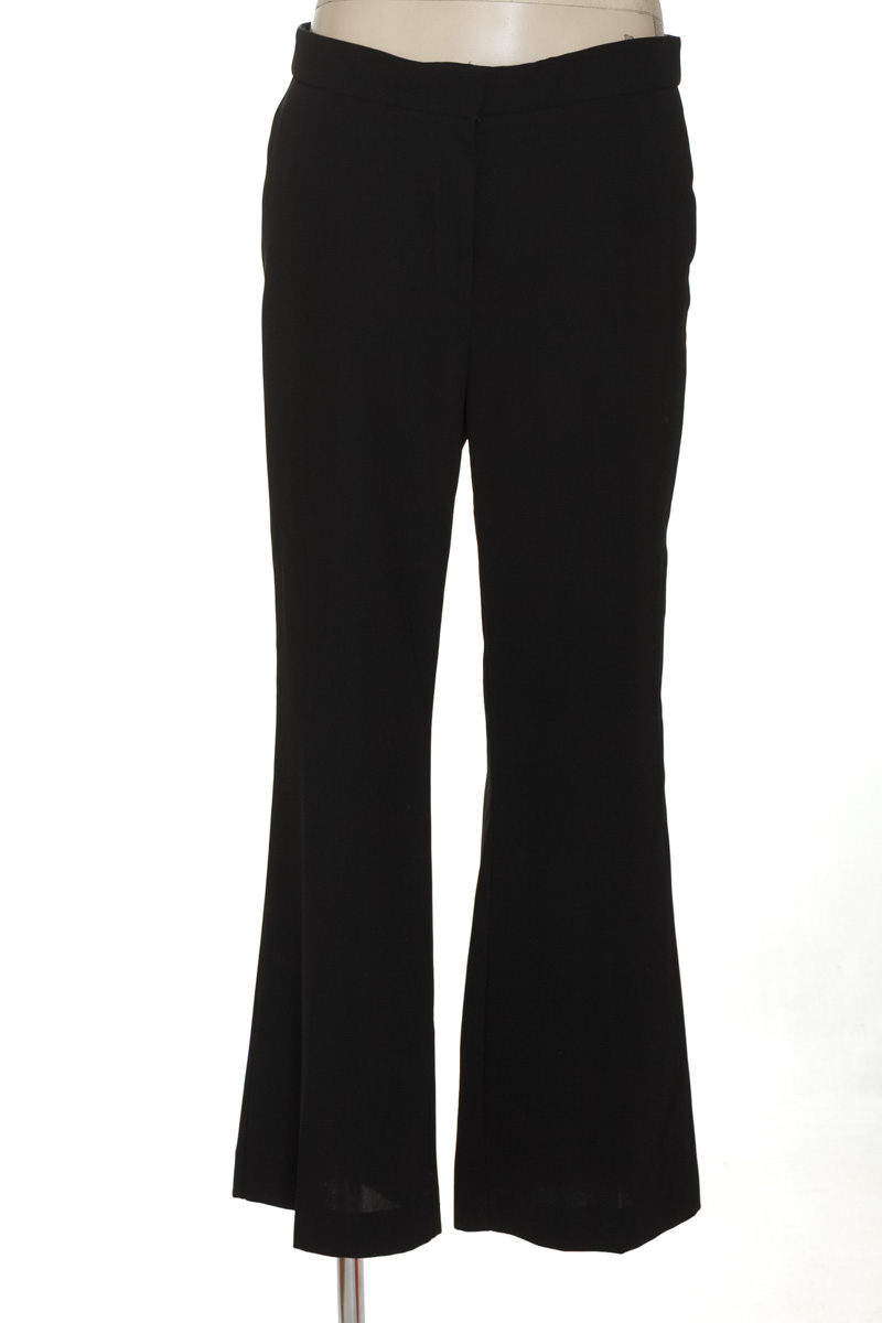 Pantalones color Negro - MNG
