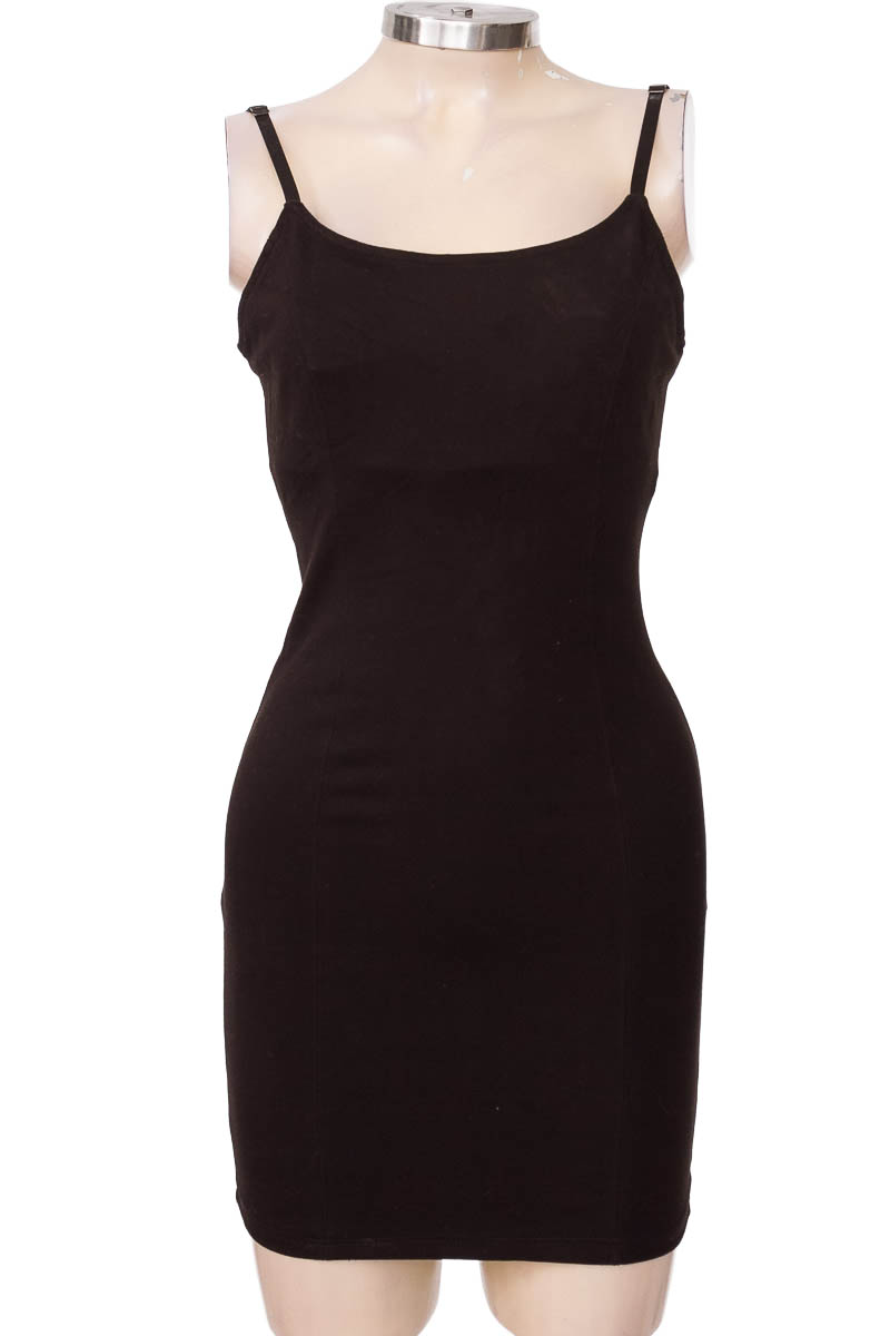 Vestido / Enterizo color Negro - Forever 21