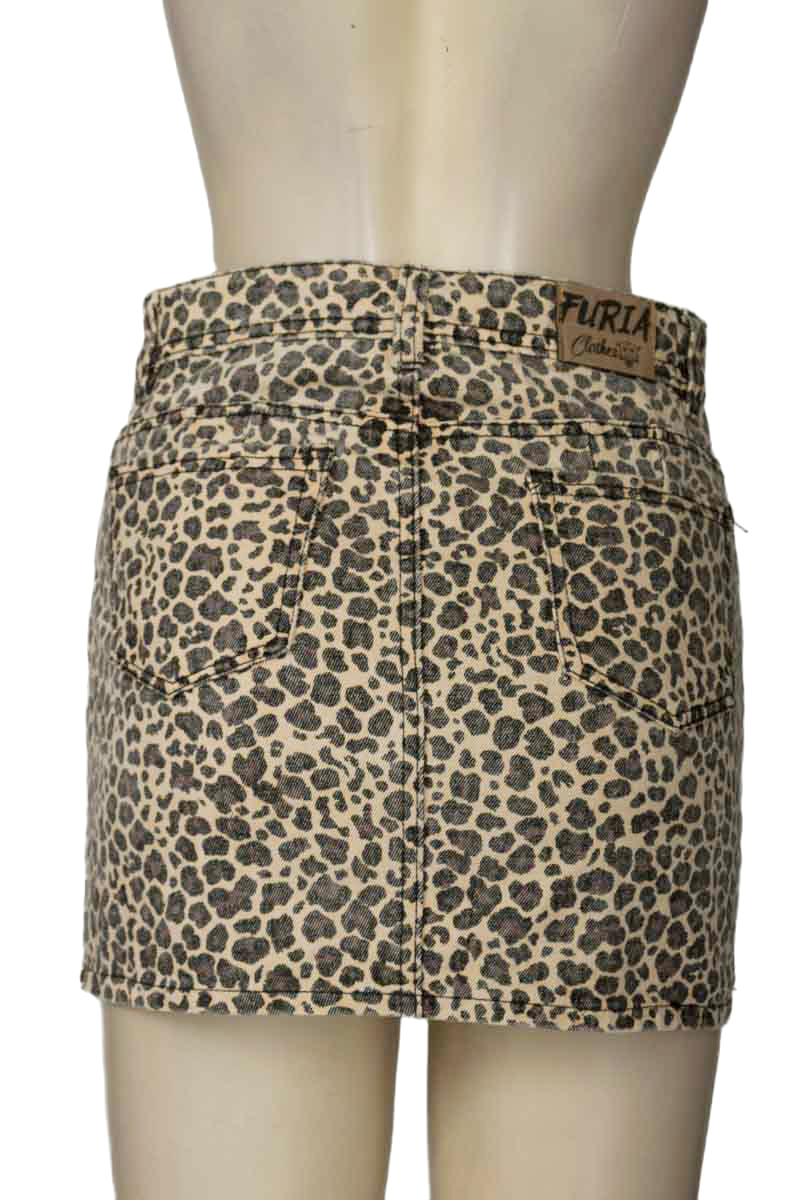 Falda color Estampado - Closeando