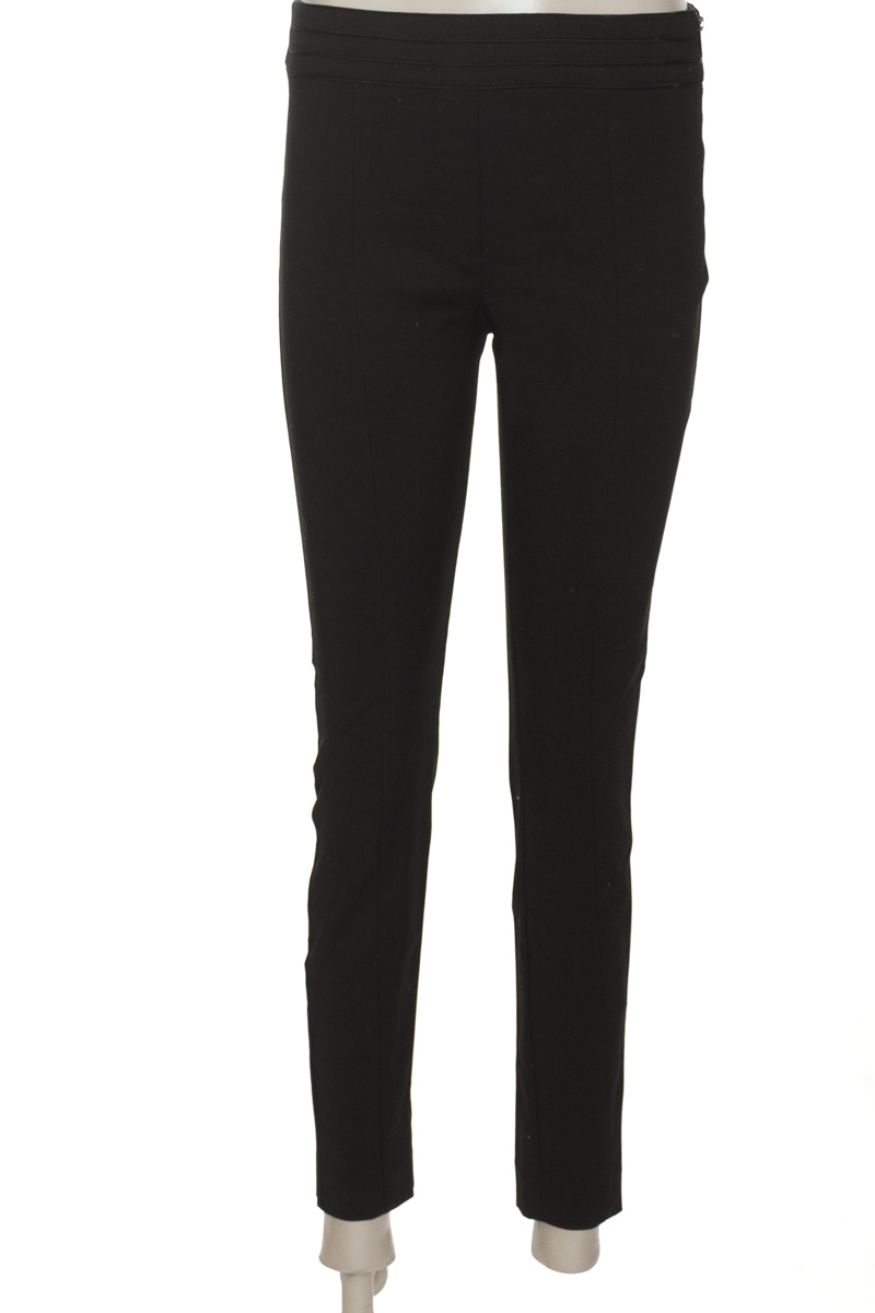 Pantalones color Negro - MNG