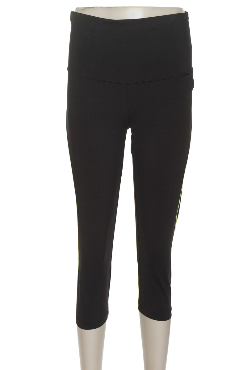 Ropa Deportiva / Salida de Baño color Negro - Gef