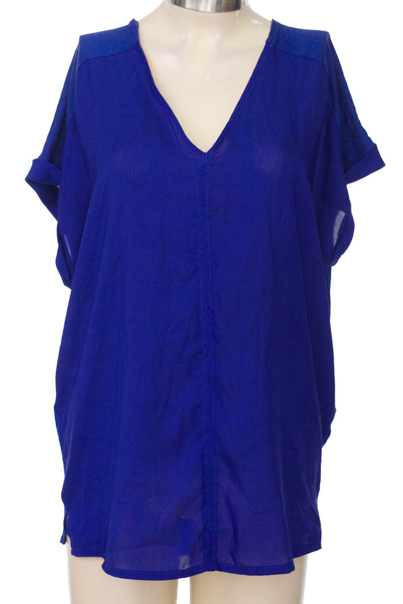 Blusa color Azul - MNG