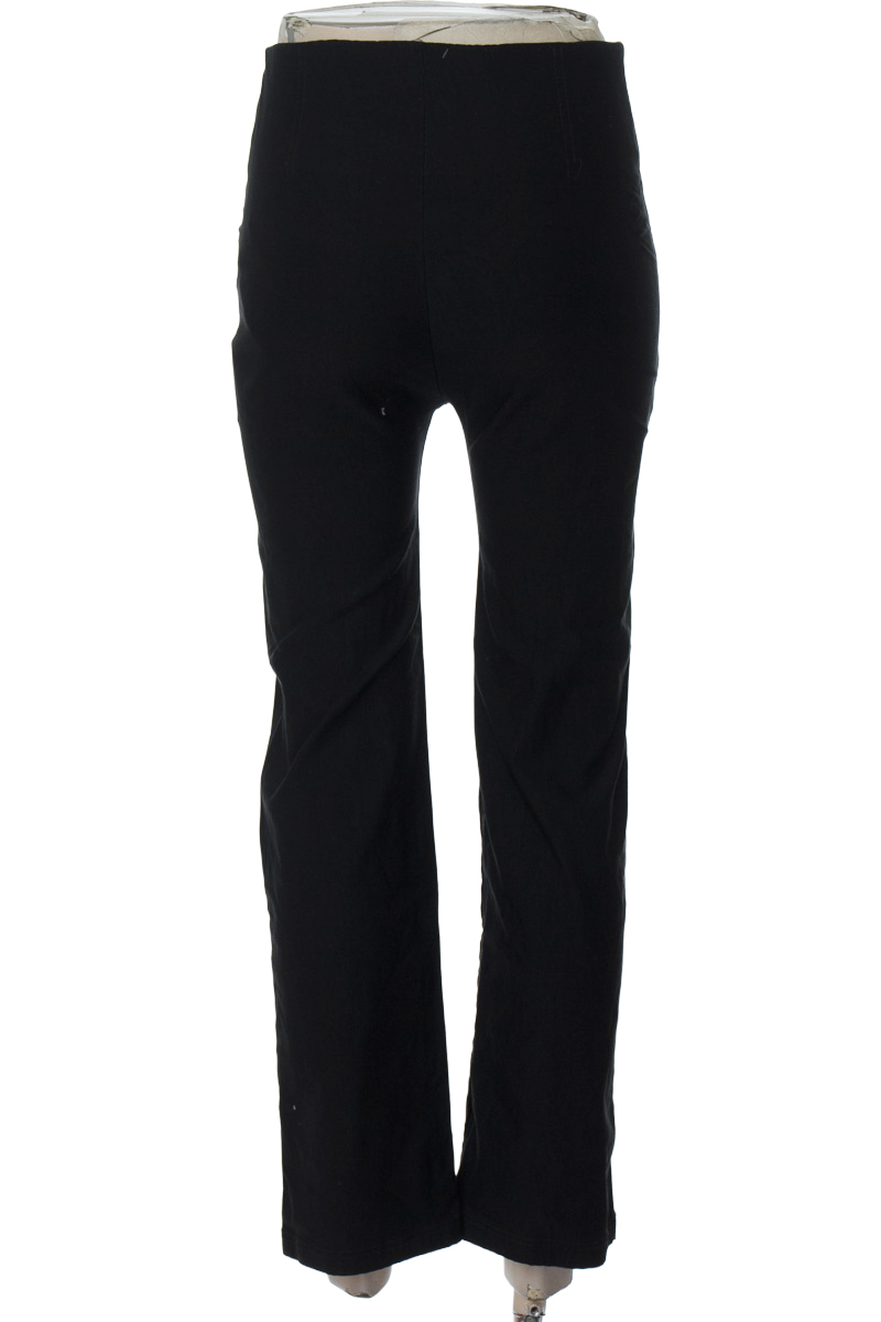 Pantalones color Negro - Leonisa