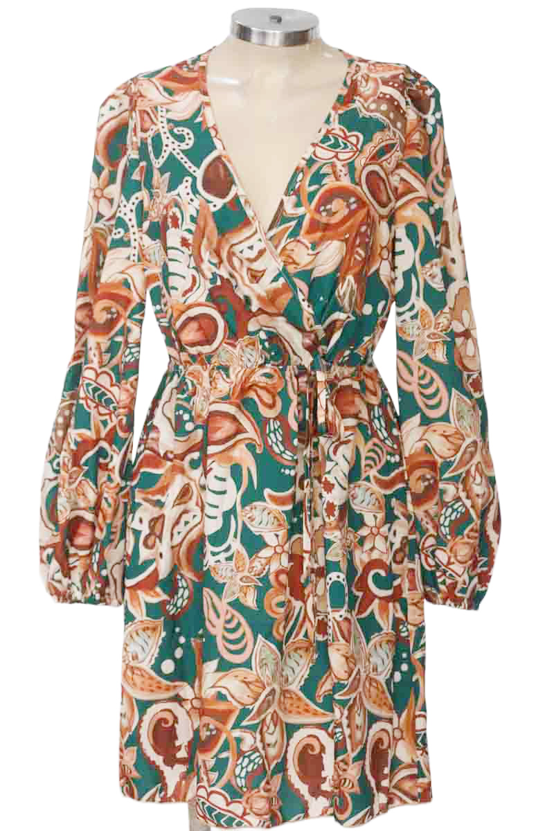 Vestido / Enterizo color Verde - Closeando