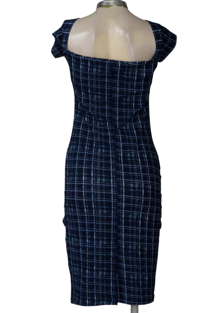 Vestido / Enterizo color Azul - Closeando