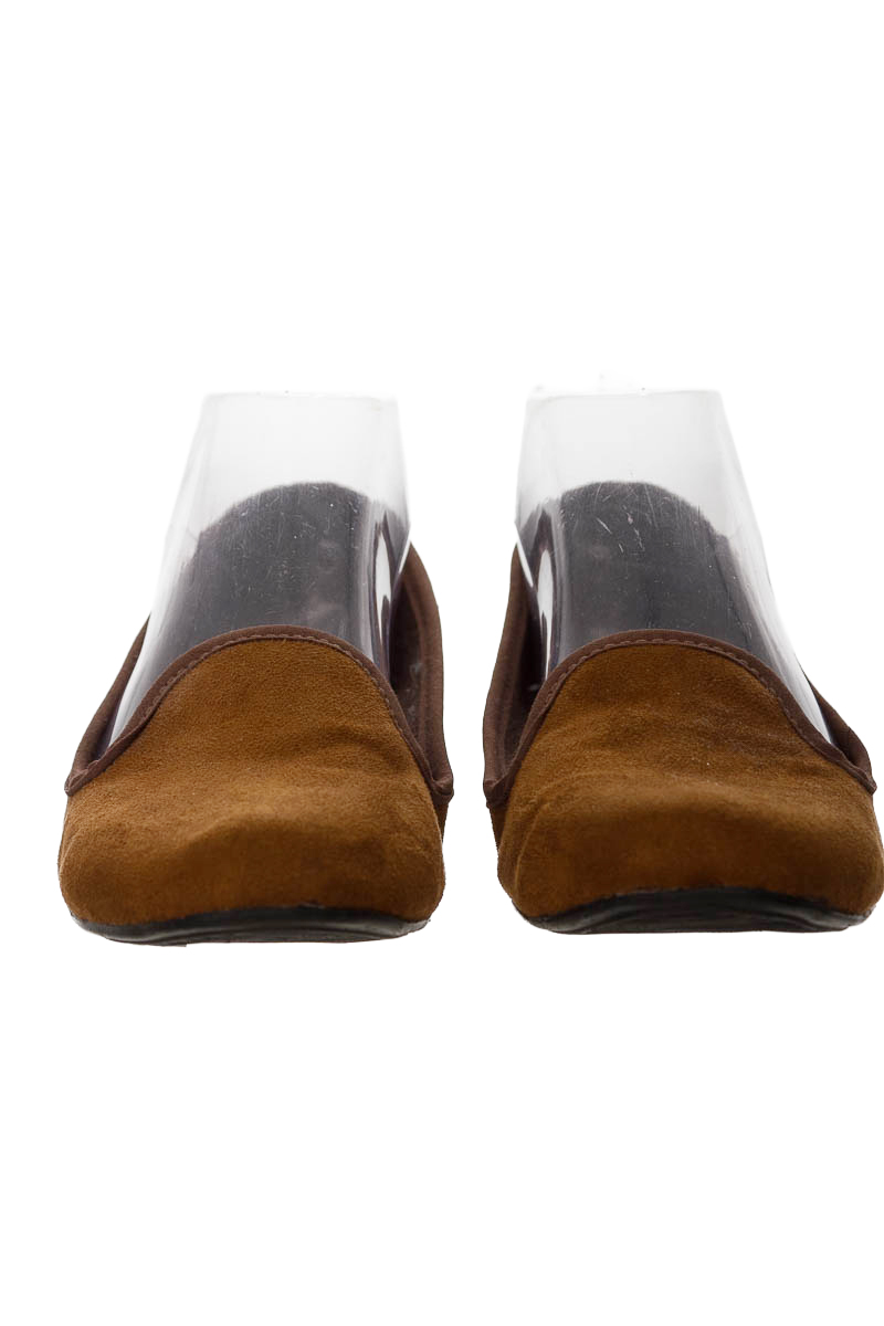 Zapatos color Café - Closeando