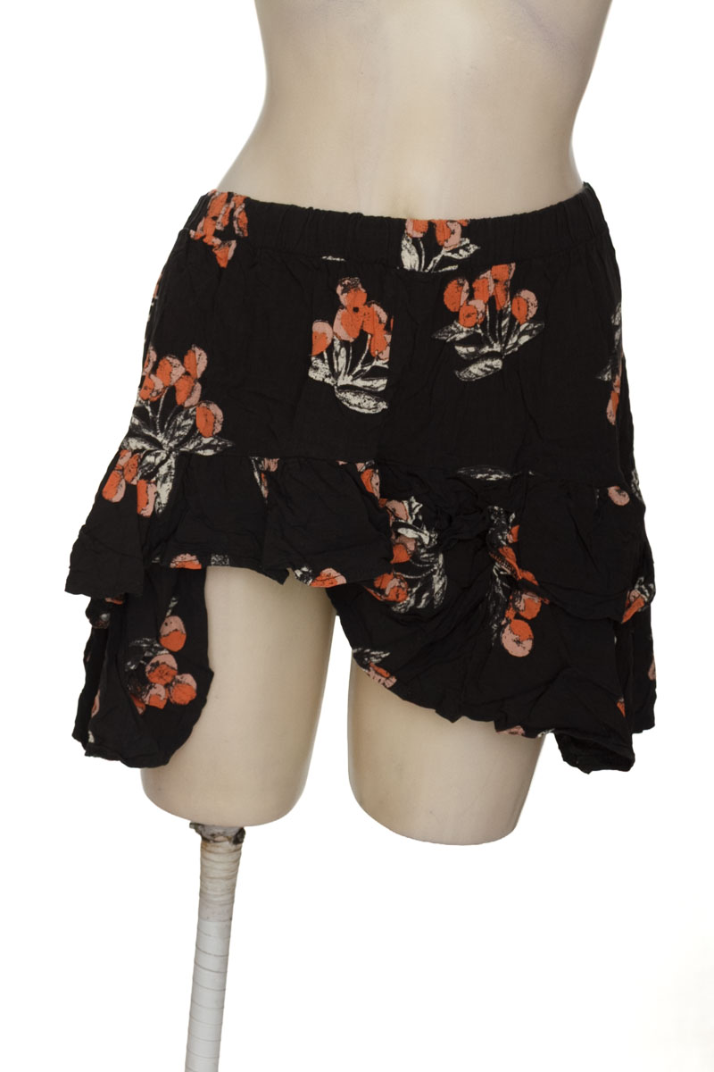 Falda color Negro - TopMark