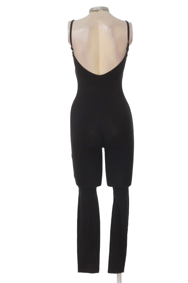 Ropa Deportiva / Salida de Baño color Negro - Capezio