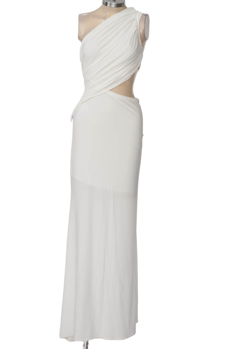 Vestido / Enterizo color Blanco - Closeando