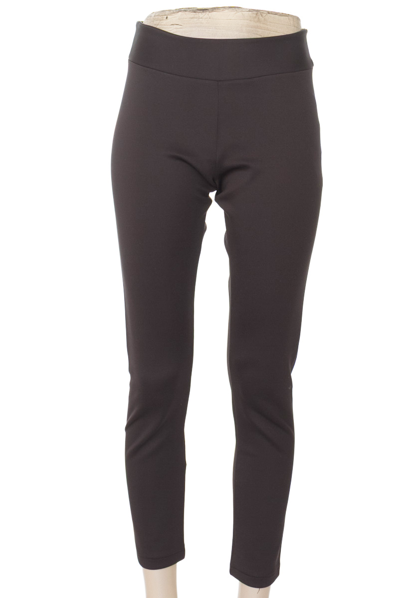 Pantalones color Negro - Maison finch
