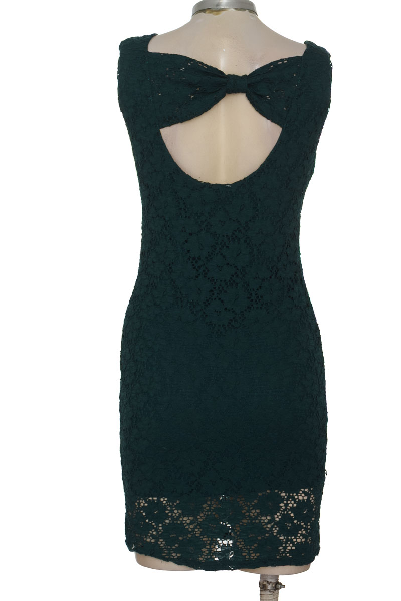 Vestido / Enterizo color Verde - Closeando