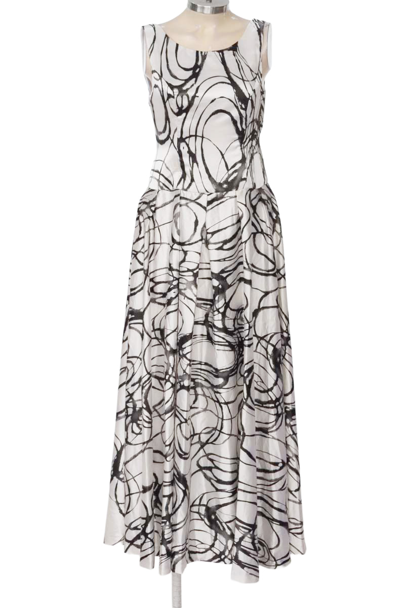 Vestido / Enterizo color Blanco - Closeando