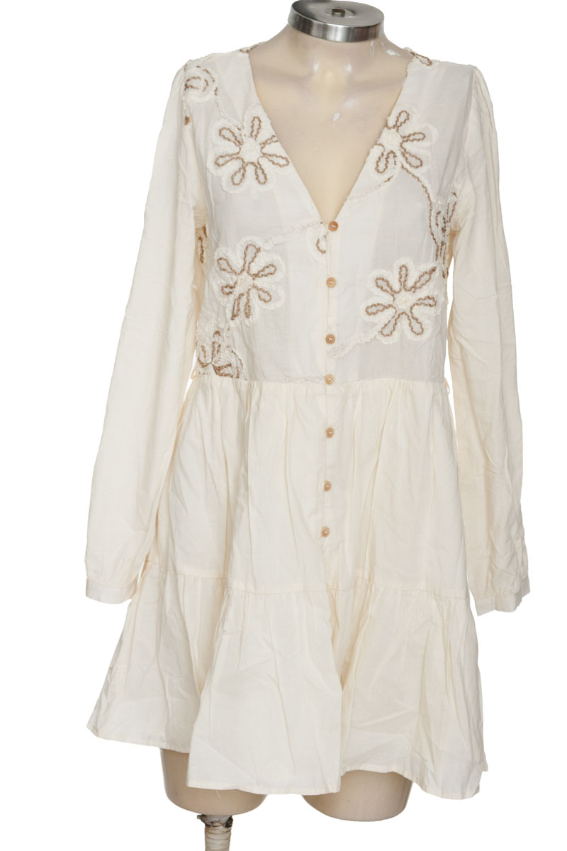 Vestido / Enterizo color Beige - Zara