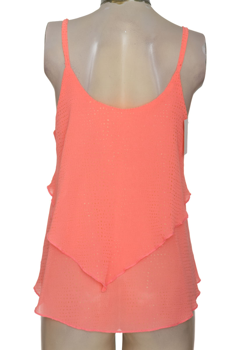 Blusa color Fucsia - Closeando