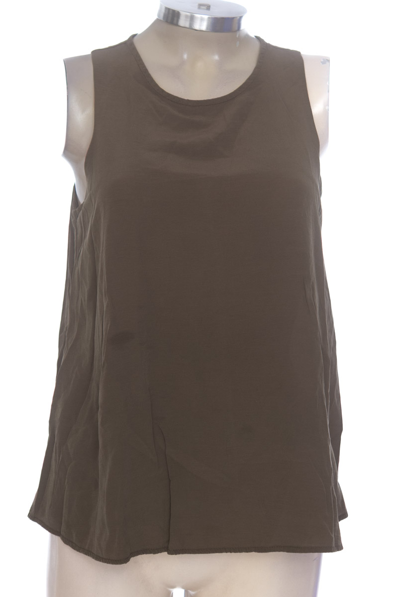 Top / Camiseta color Verde - Stradivarius