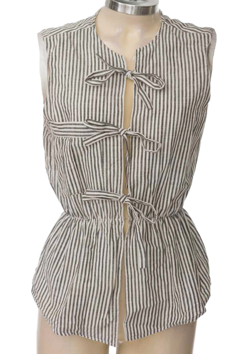 Blusa color Gris - Closeando