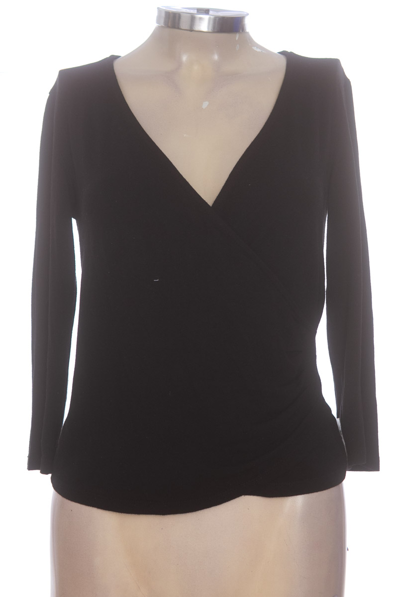 Top / Camiseta color Negro - Stradivarius