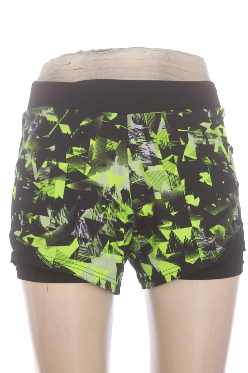Ropa Deportiva / Salida de Baño color Negro - Closeando