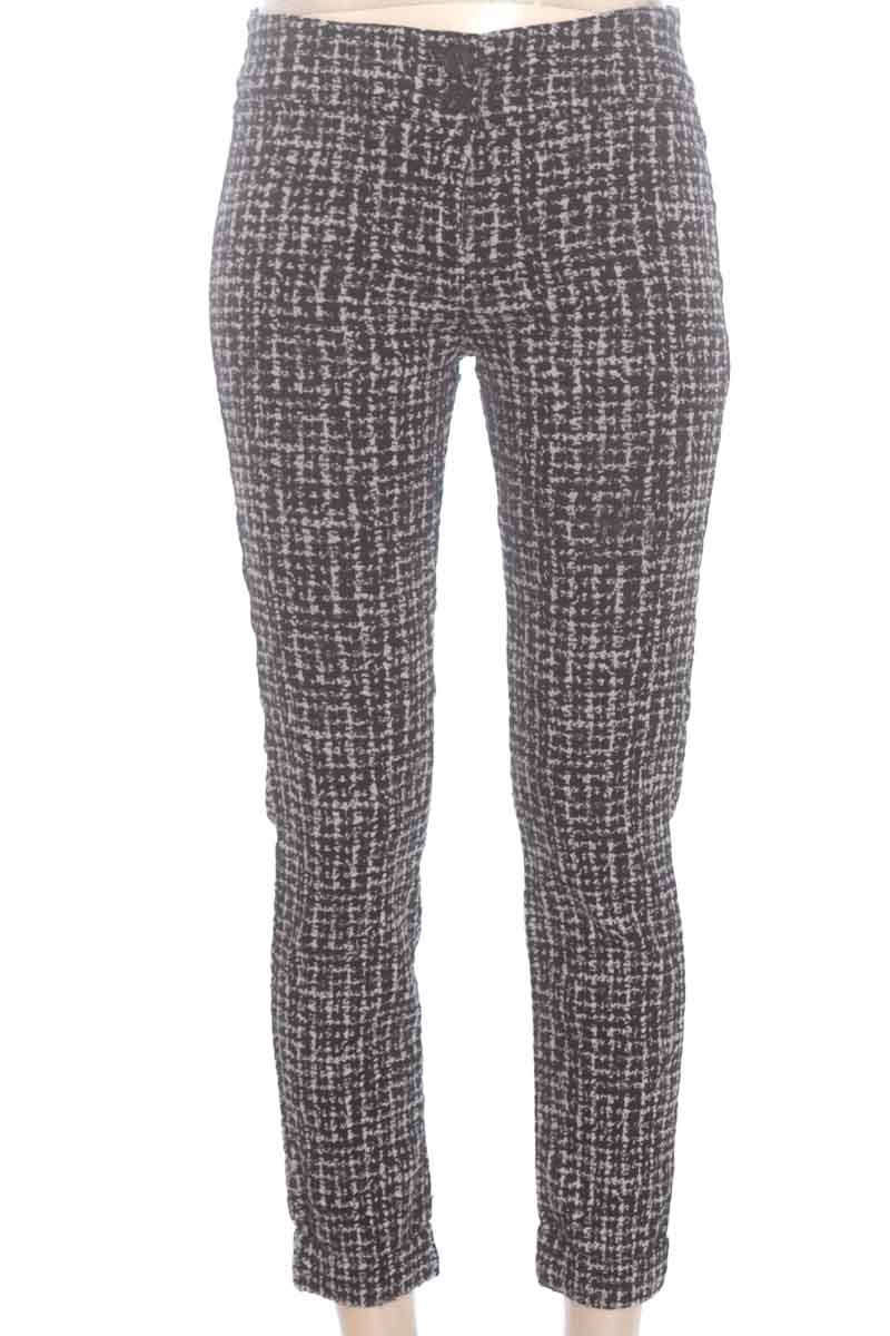 Pantalones color Negro - XUSS
