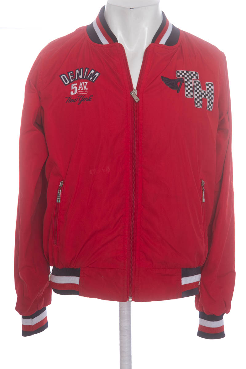 Chaqueta color Rojo - Closeando