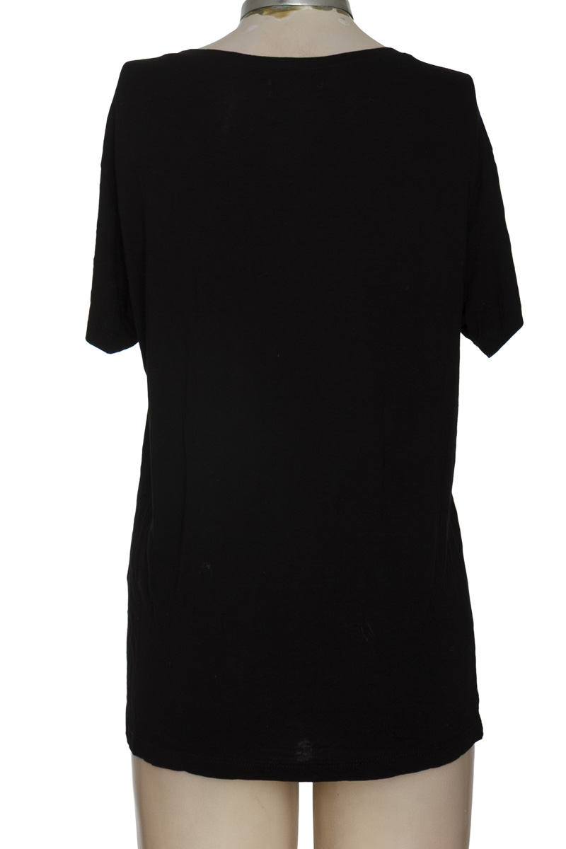 Top / Camiseta color Negro - Tennis