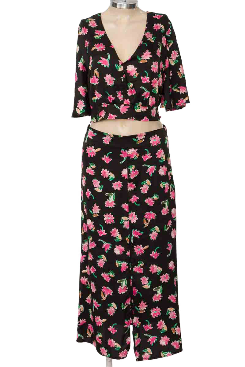 Vestido / Enterizo color Negro - Zara