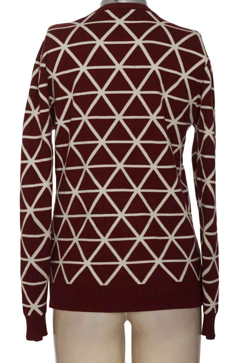 Sweater color Rojo - Closeando