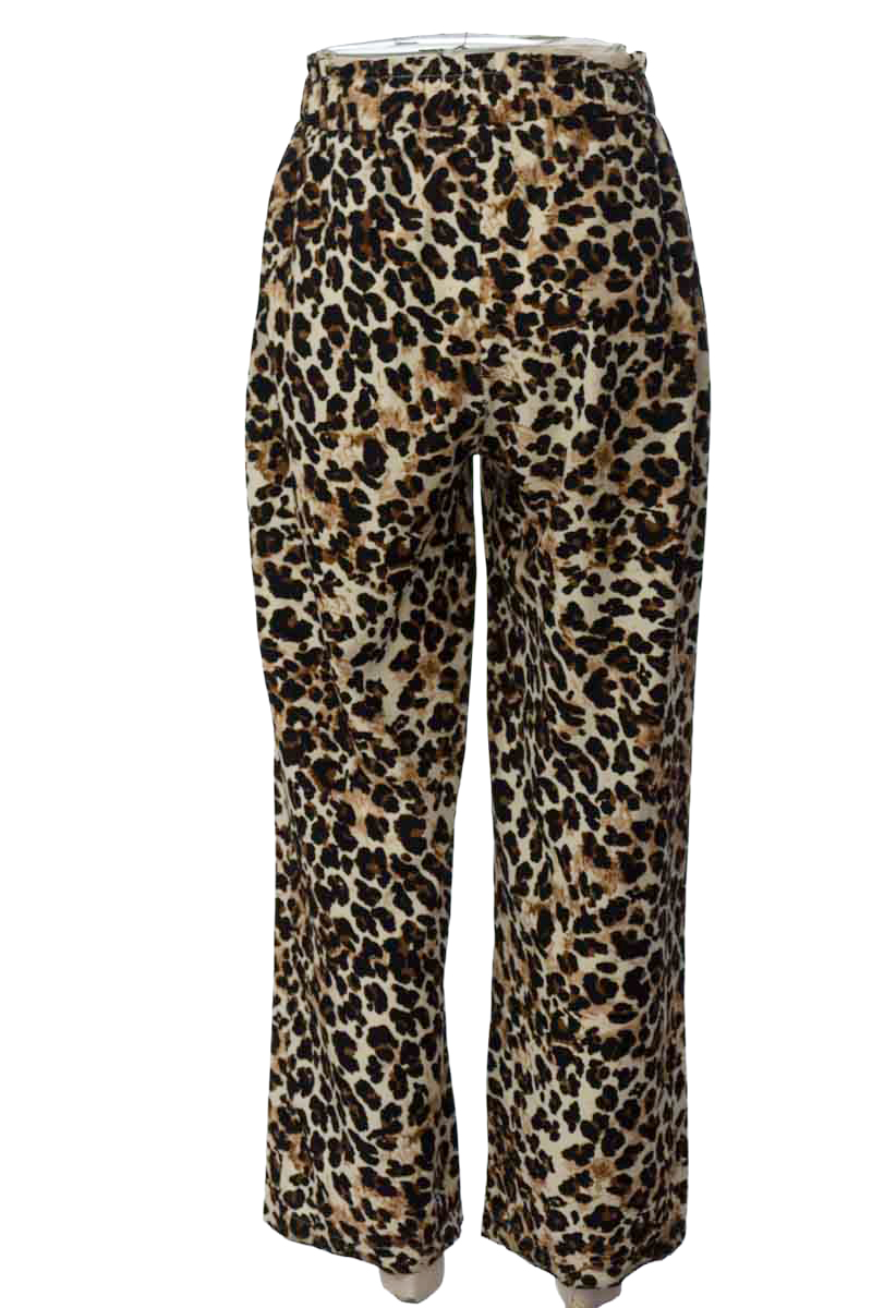 Pantalones color Beige - Closeando