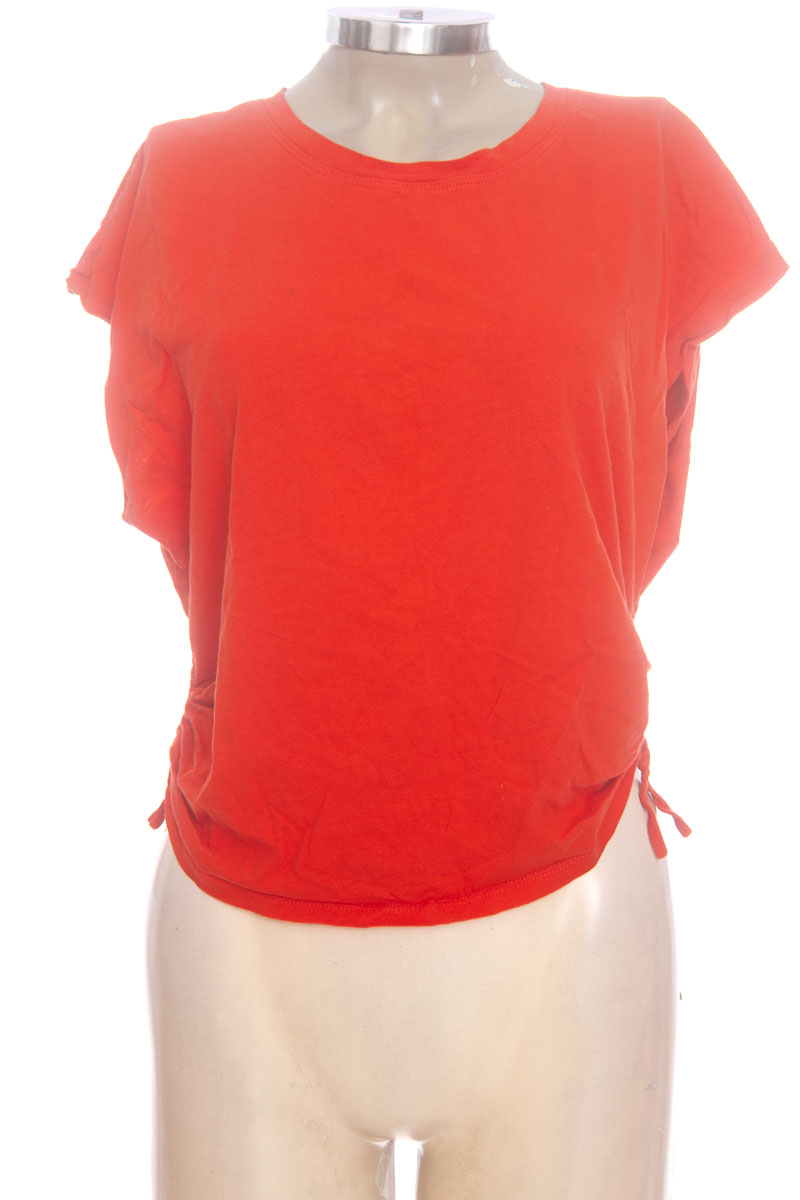 Top / Camiseta color Naranja - Zara