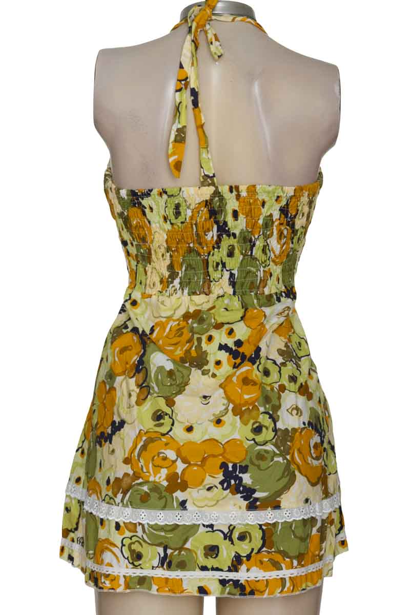 Vestido / Enterizo color Verde - Cocoa Republic