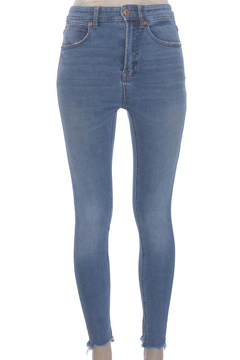Pantalones color Azul - Stradivarius