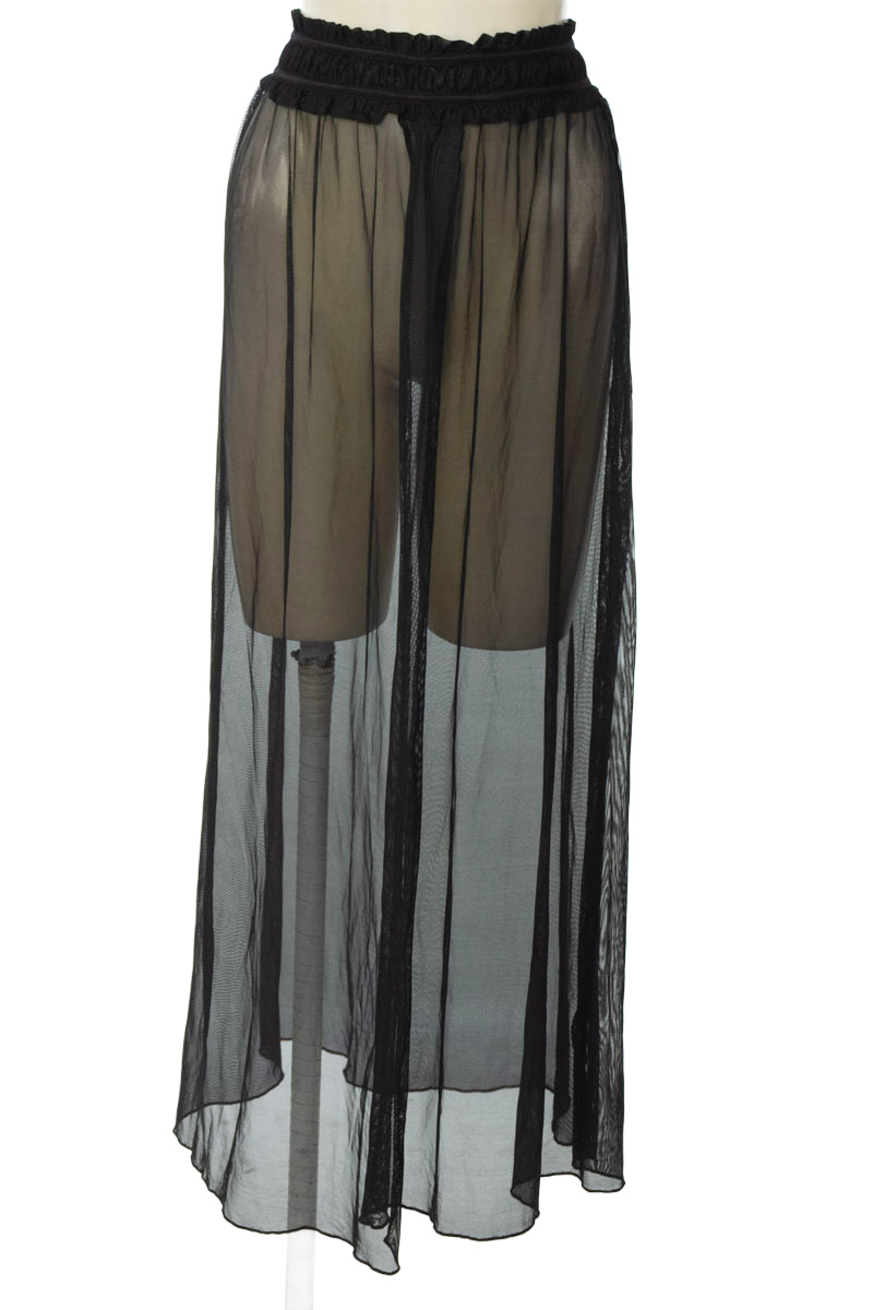 Ropa Deportiva / Salida de Baño color Negro - Carol