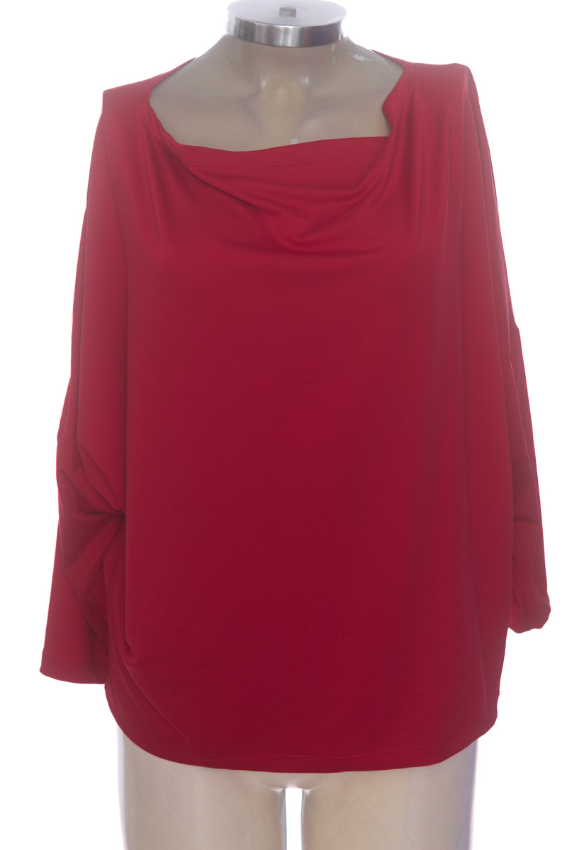 Blusa color Rojo - Closeando