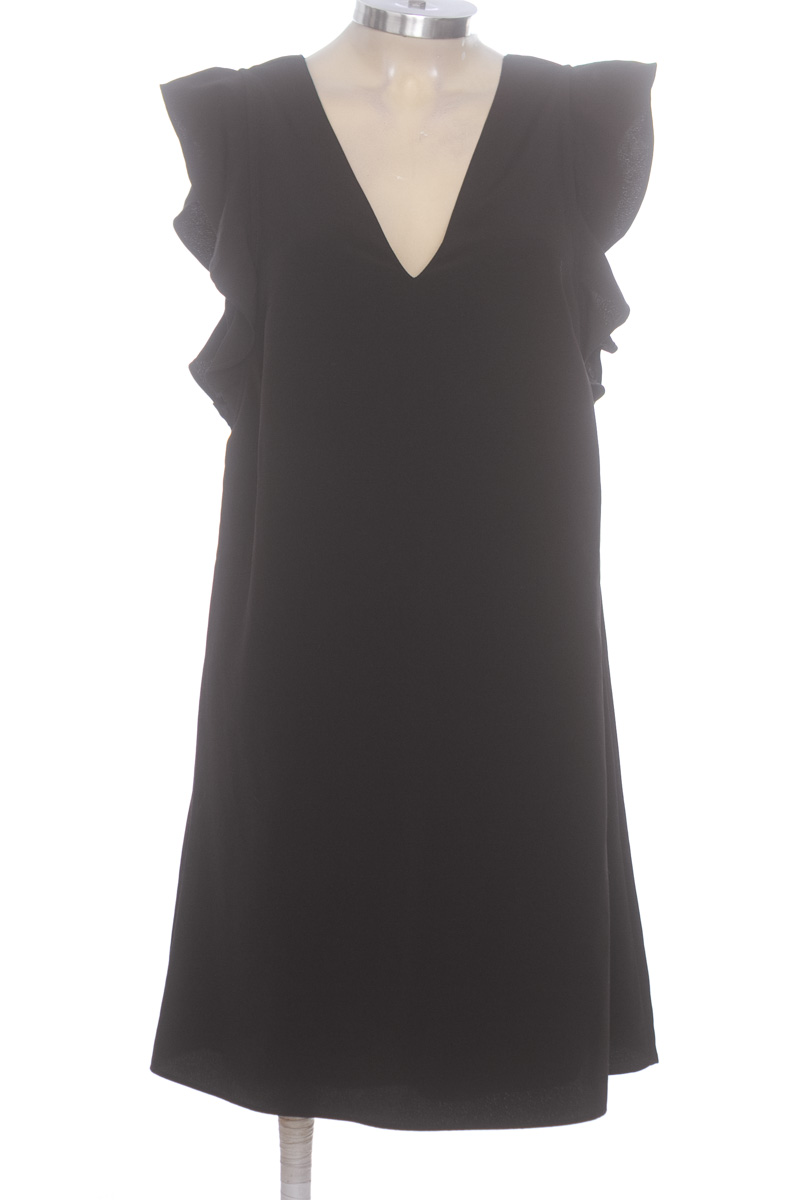 Vestido / Enterizo color Negro - Express