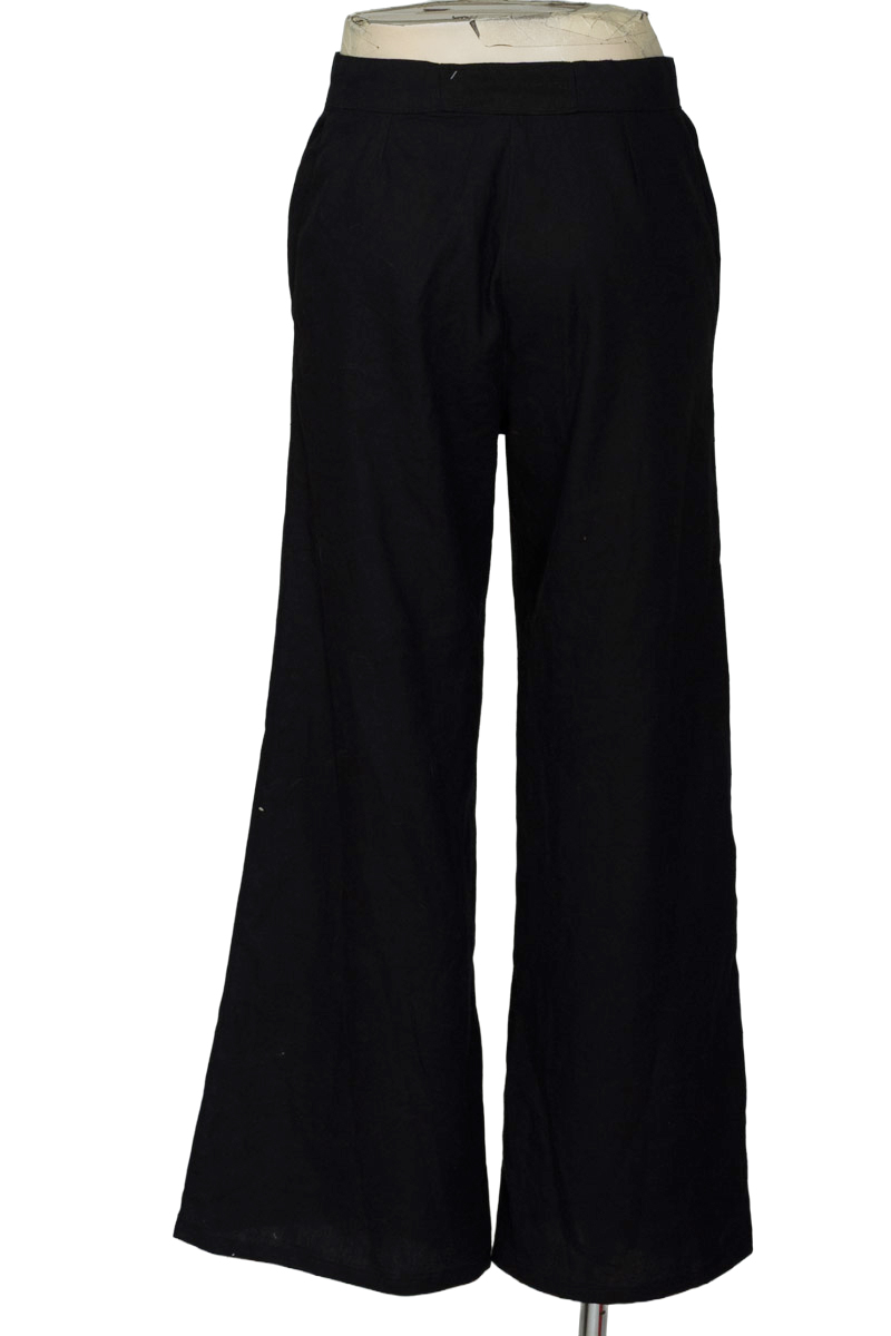 Pantalón color Negro - Closeando