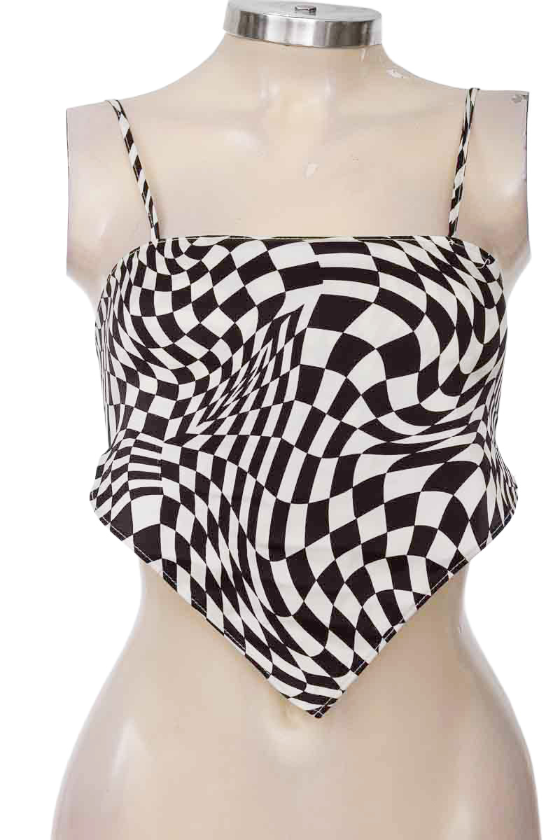 Top / Camiseta color Negro - Divided by H&M