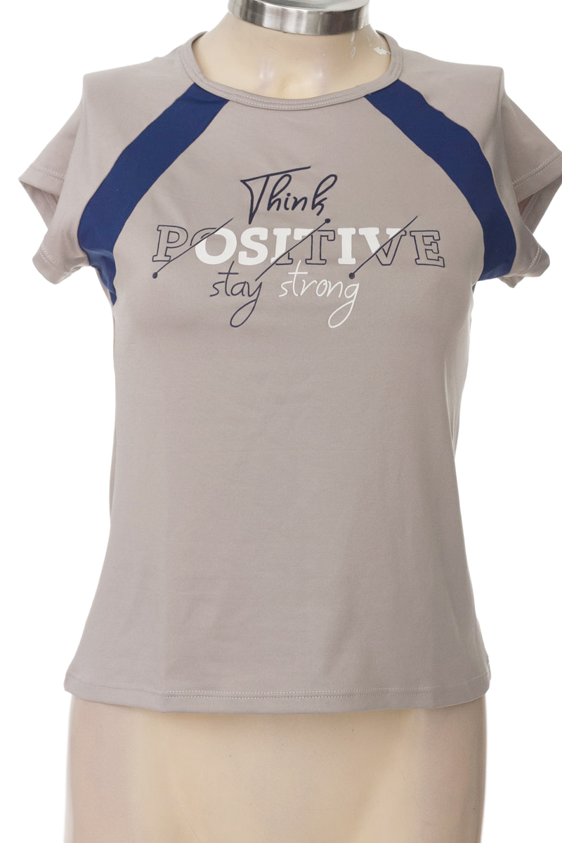 Ropa Deportiva / Salida de Baño color Gris - Bot21