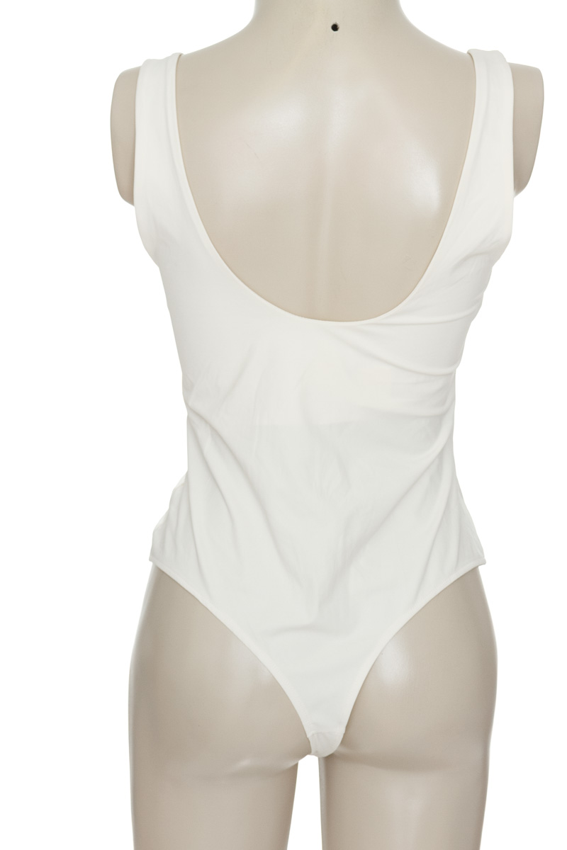 Top / Camiseta color Beige - H&M