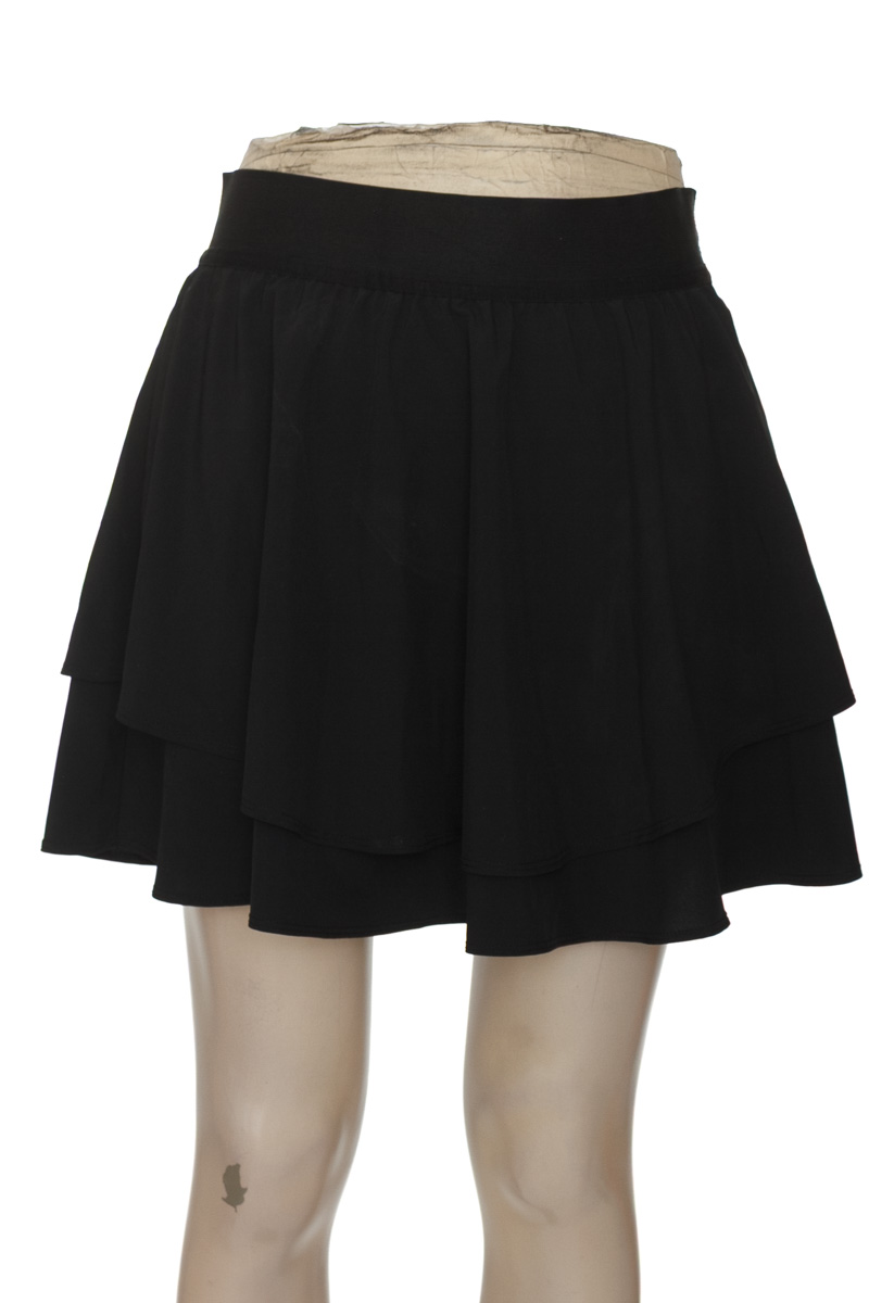 Ropa Deportiva / Salida de Baño color Negro - Skechers